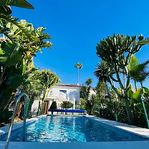 Apartments With Tropical Garden And Sea Water Pool Apartment